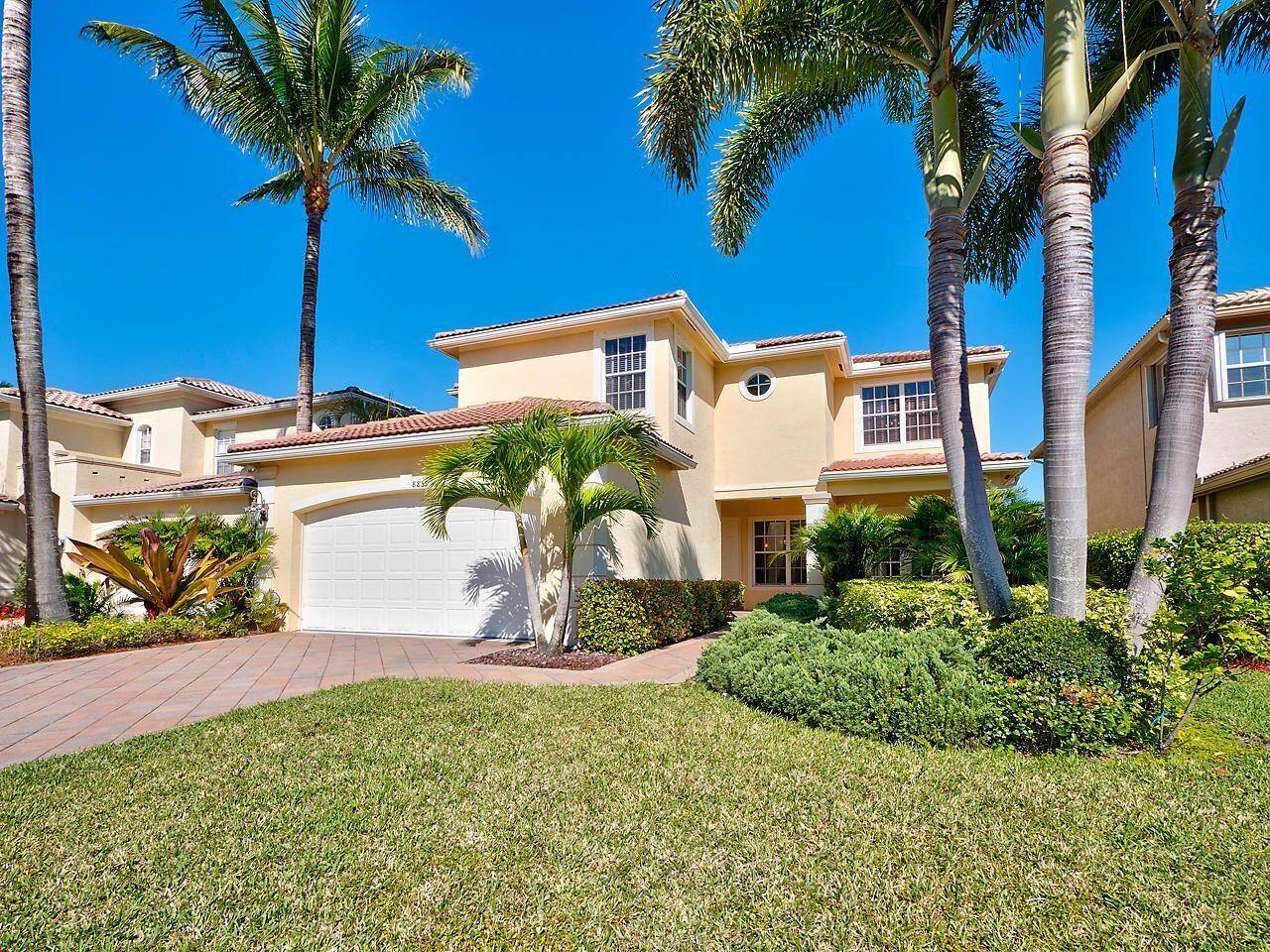 SPECTACULAR EXECUTIVE 6 4 HOME FORMER MODEL AVAILABLE FURNISHED OR UNFURNISHED.