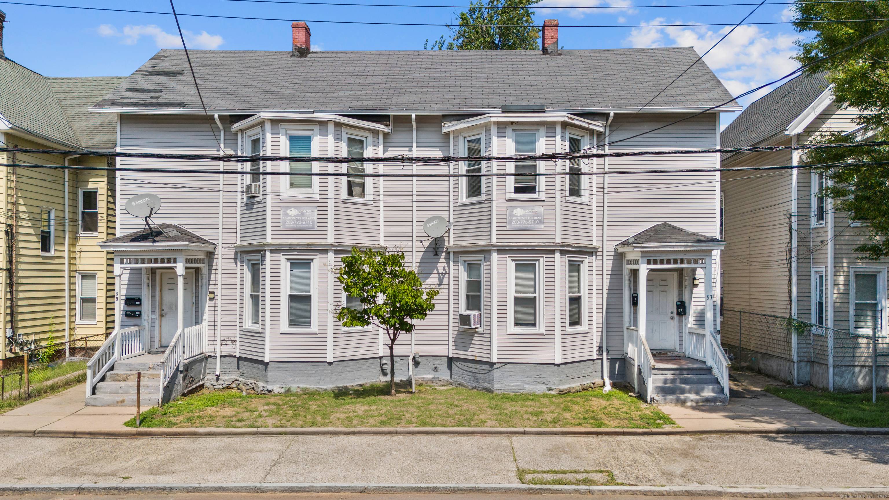 Discover this income generating 4 unit multifamily property located in New Haven's Hill neighborhood.