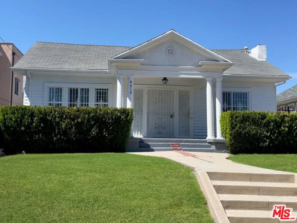 4919 Elmwood Ave 3BR Mid Wilshire La