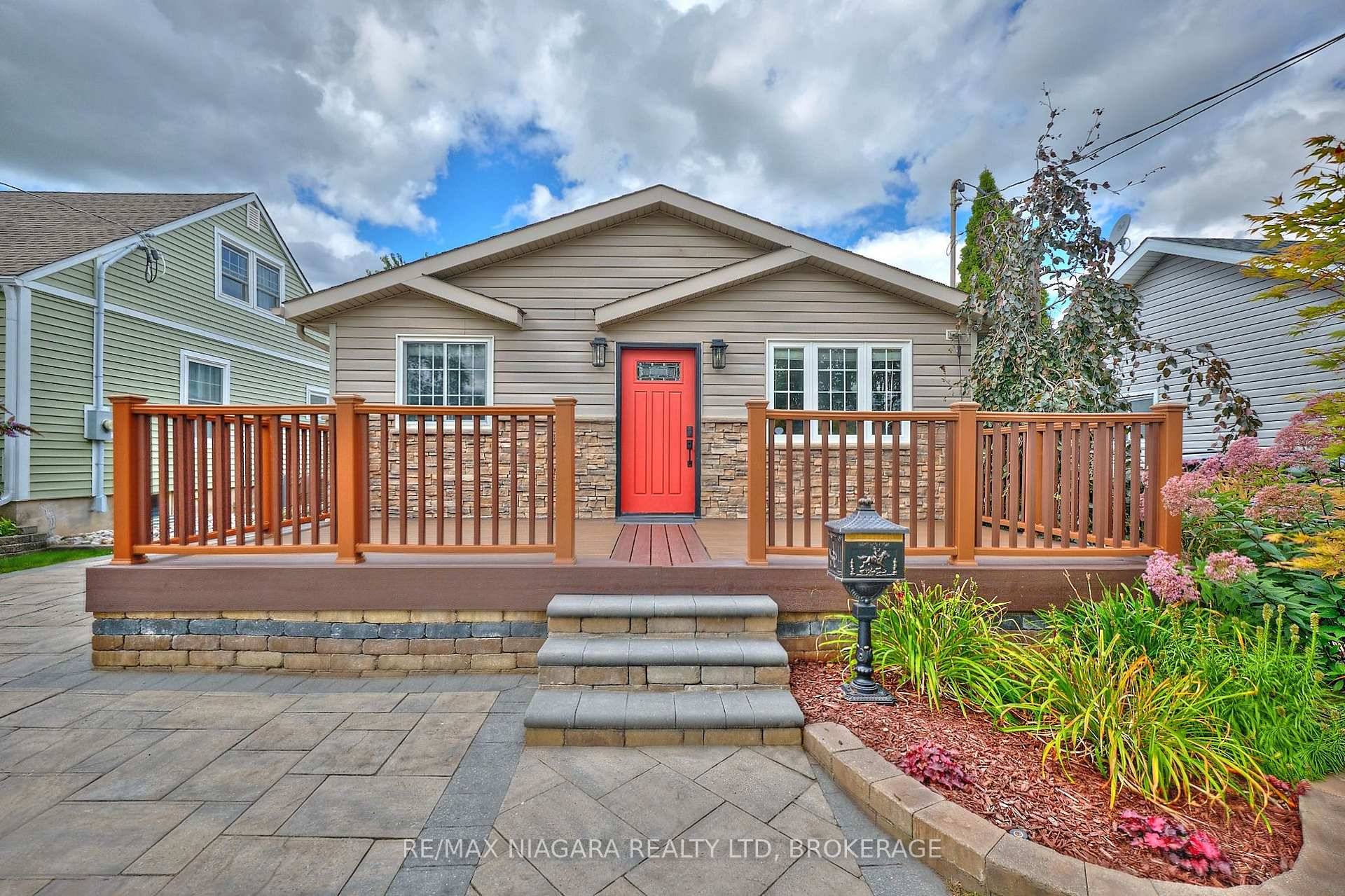 Welcome to 9 Keele Street, a stylish and versatile 4 bedroom, 2 bathroom backsplit offering over 2, 000 square feet of finished living space across three levels.