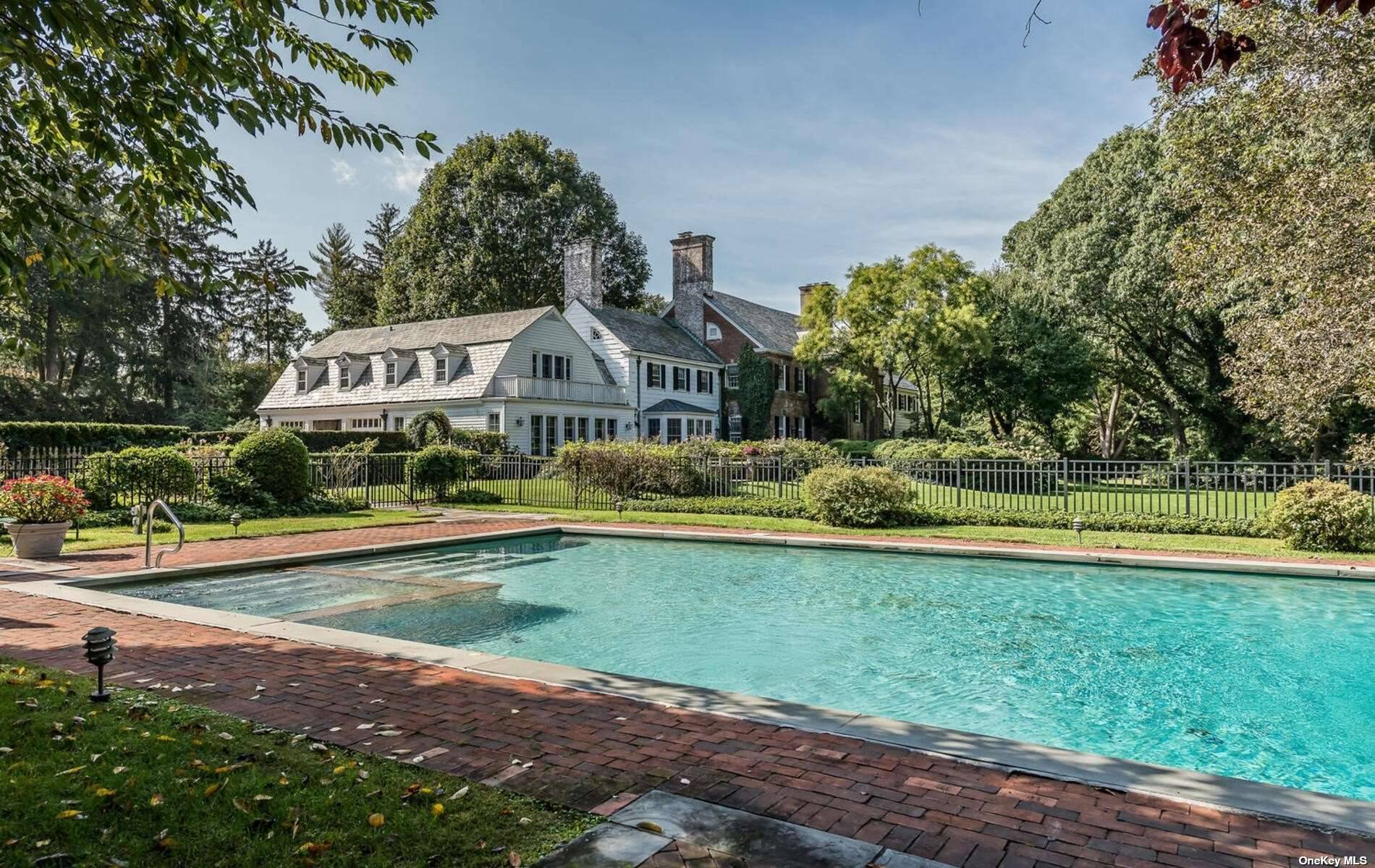 Locust Valley Stately Georgian Manor, Buttonball Hill, was built for Vanderbilt heir A.