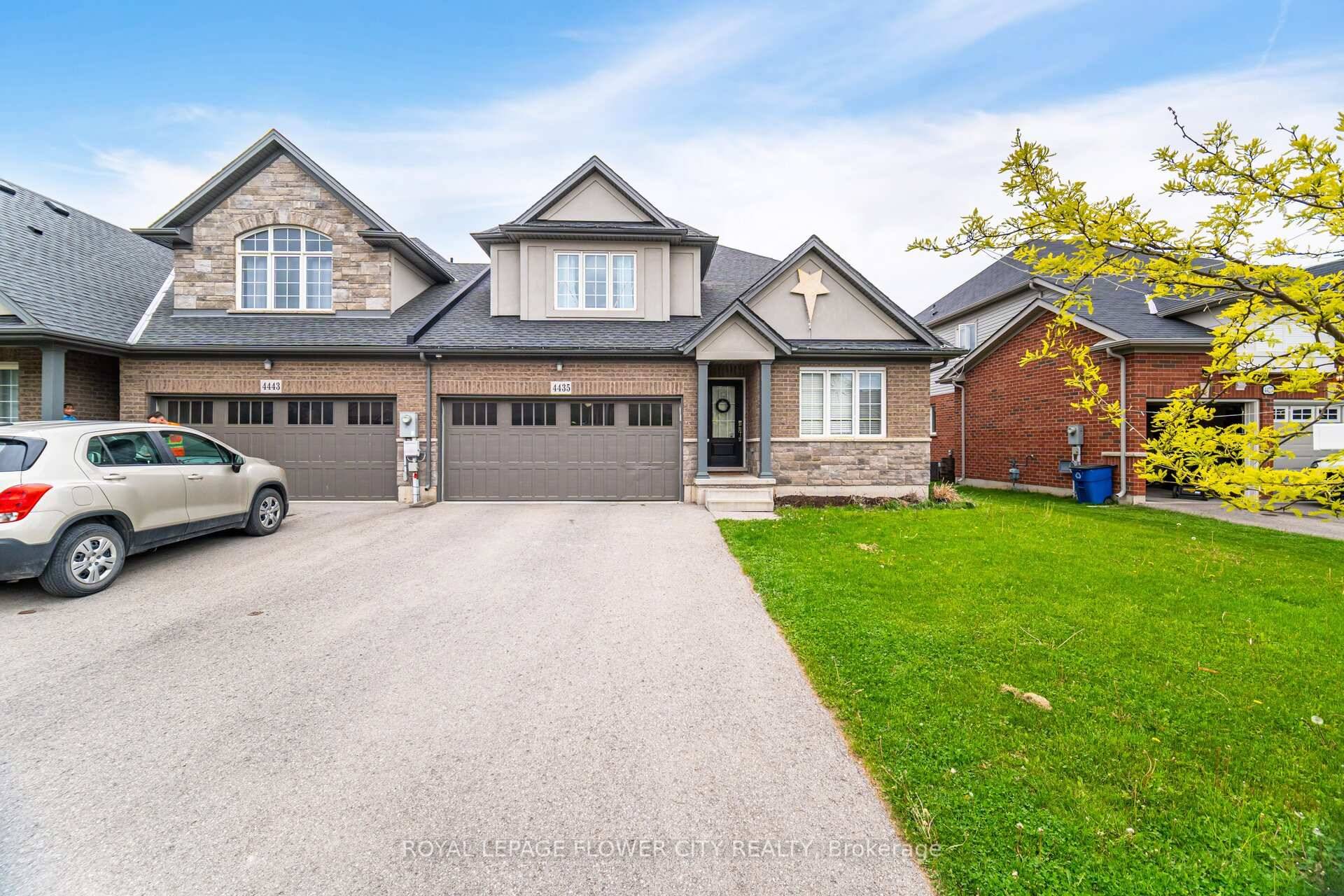 ''GORGEOUS LAYOUT Spacious neat and clean just like new 2150 Sq Ft 2 garage 3 bedrooms plus open tp above loft on 2nd floor and 2.