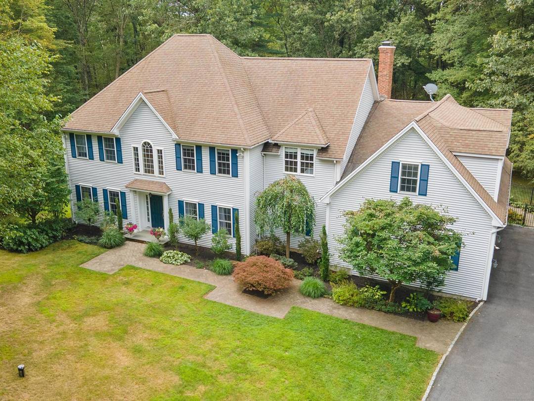 Welcome to Oxford Landing, one of Oxford's premier neighborhoods.