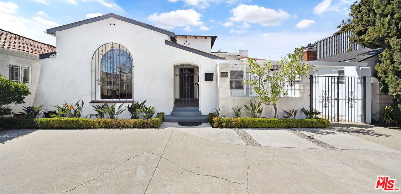 149 S Wetherly Dr 4BR Beverly Grove La