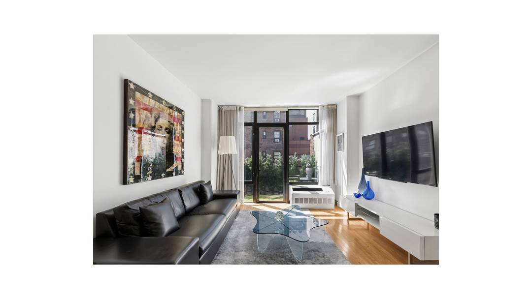 Sun Drenched SOUTH FACING One Bedroom with PRIVATE BALCONY Move In Ready amp ; WASHER DRYER IN UNIT This QUIET corner residence is wrapped in floor to ceiling windows, filling ...