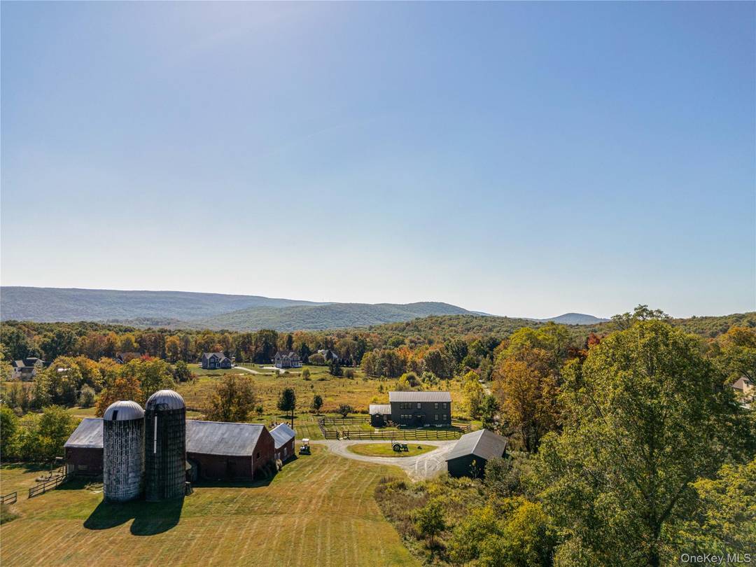 Welcome to Slatefield Farmstead, a modern farmhouse set on over ten pastoral acres in peaceful Salisbury Mills.