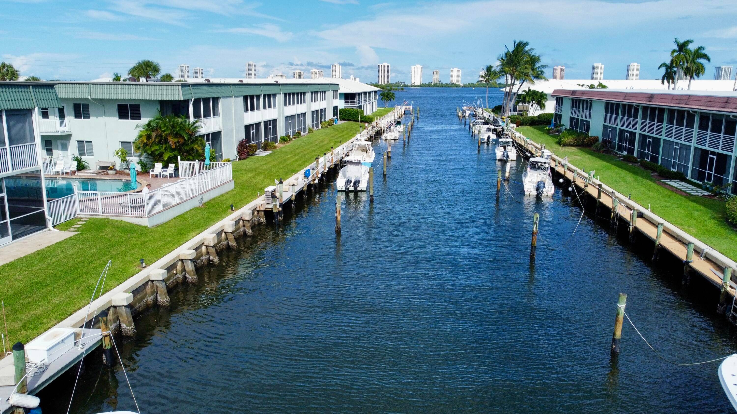 Waterfront Condo A Boater's Dream !