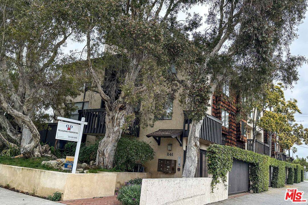 1141   17th St 2.0 Santa Monica LA