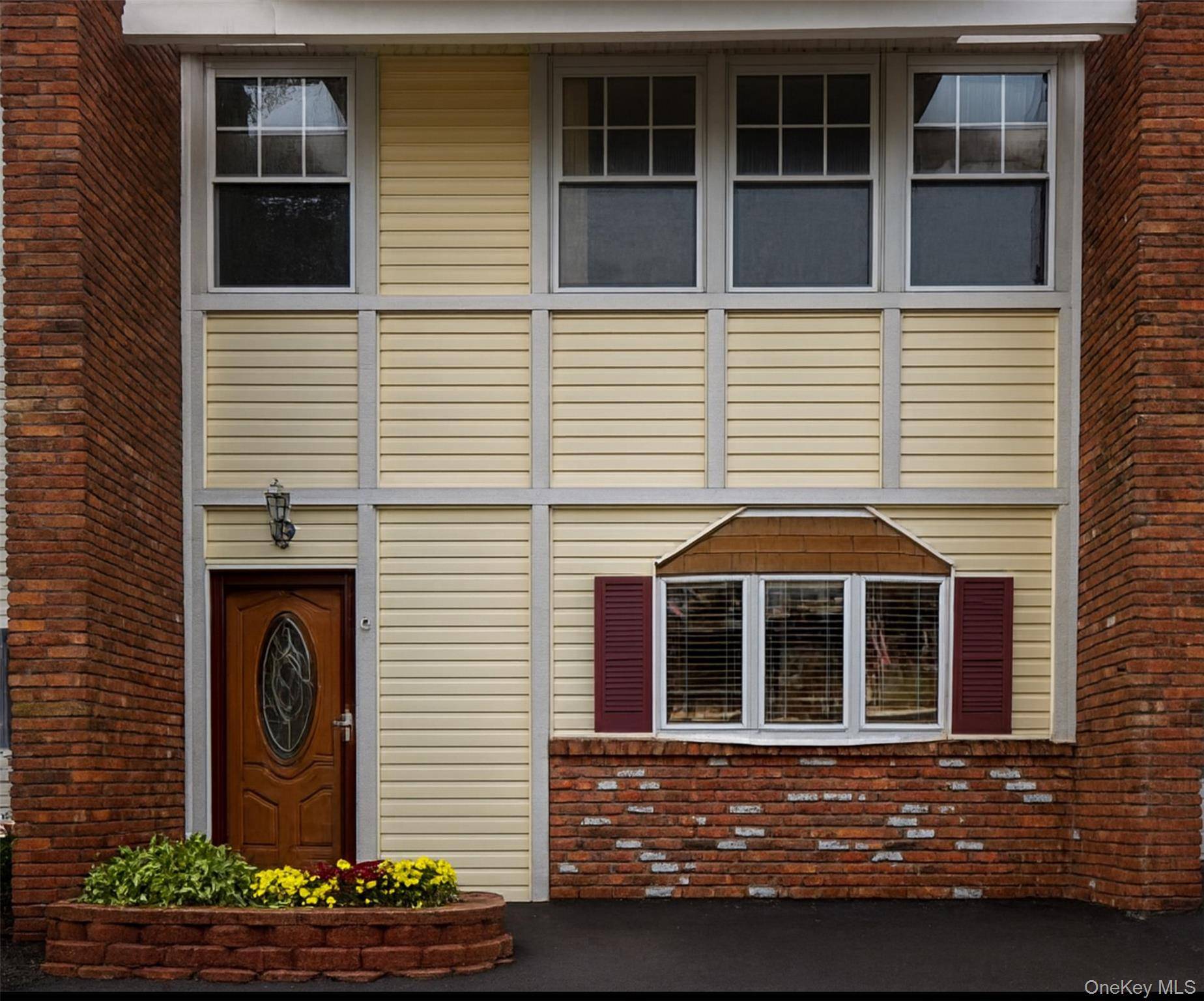 Welcome to 56 Coolidge Street, Haverstraw, NY now available for lease !