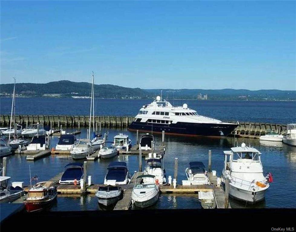 Private Boat Dock located at one of the most beautiful highly regarded Half Moon Bay Marina.