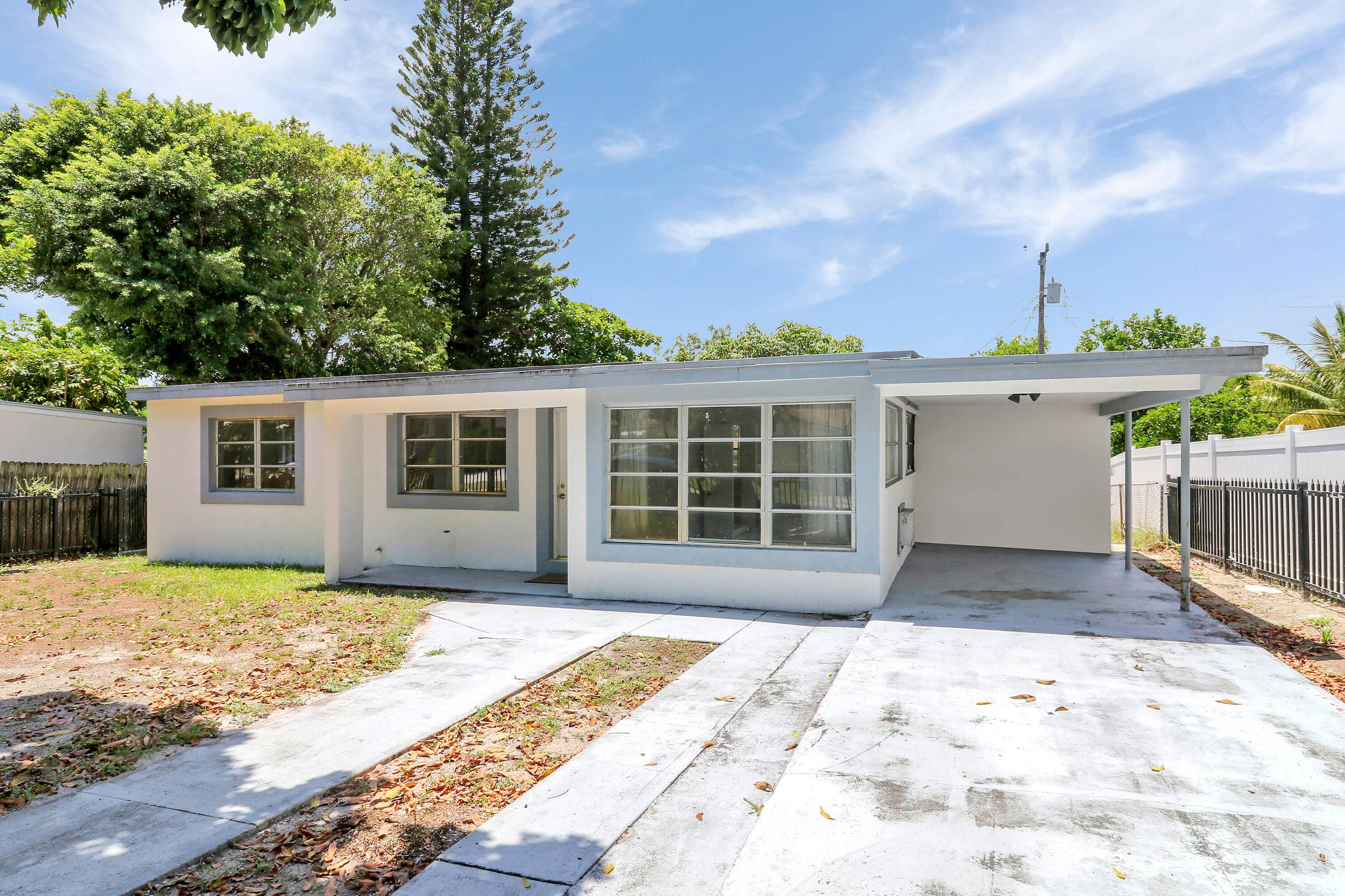 Prime West Palm Beach location.