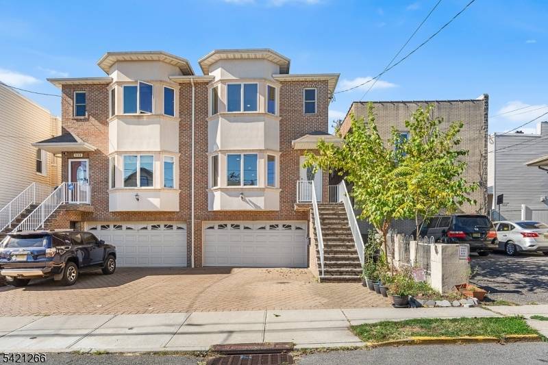 Welcome to 233 5th St Unit B, this spacious 3 bed, 3.