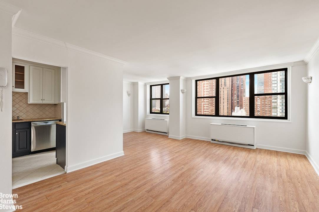 Bright and elegant, this high floor residence at 340 East 93rd Street offers a sophisticated Upper East Side lifestyle with abundant natural light and refined details throughout.