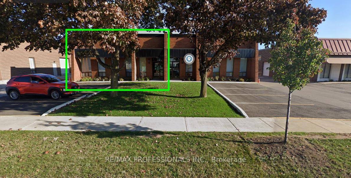 Rennovated 2021 Office Space Approx 1400 Sf With 3 Office Rooms.