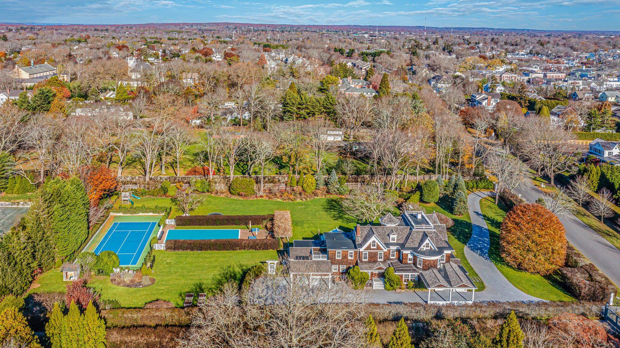 Incredible Southampton Estate Section Rental