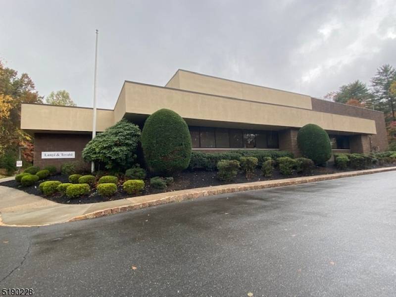 Spacious Industrial Warehouse Office Flex Space Totaling 11, 888 sf.