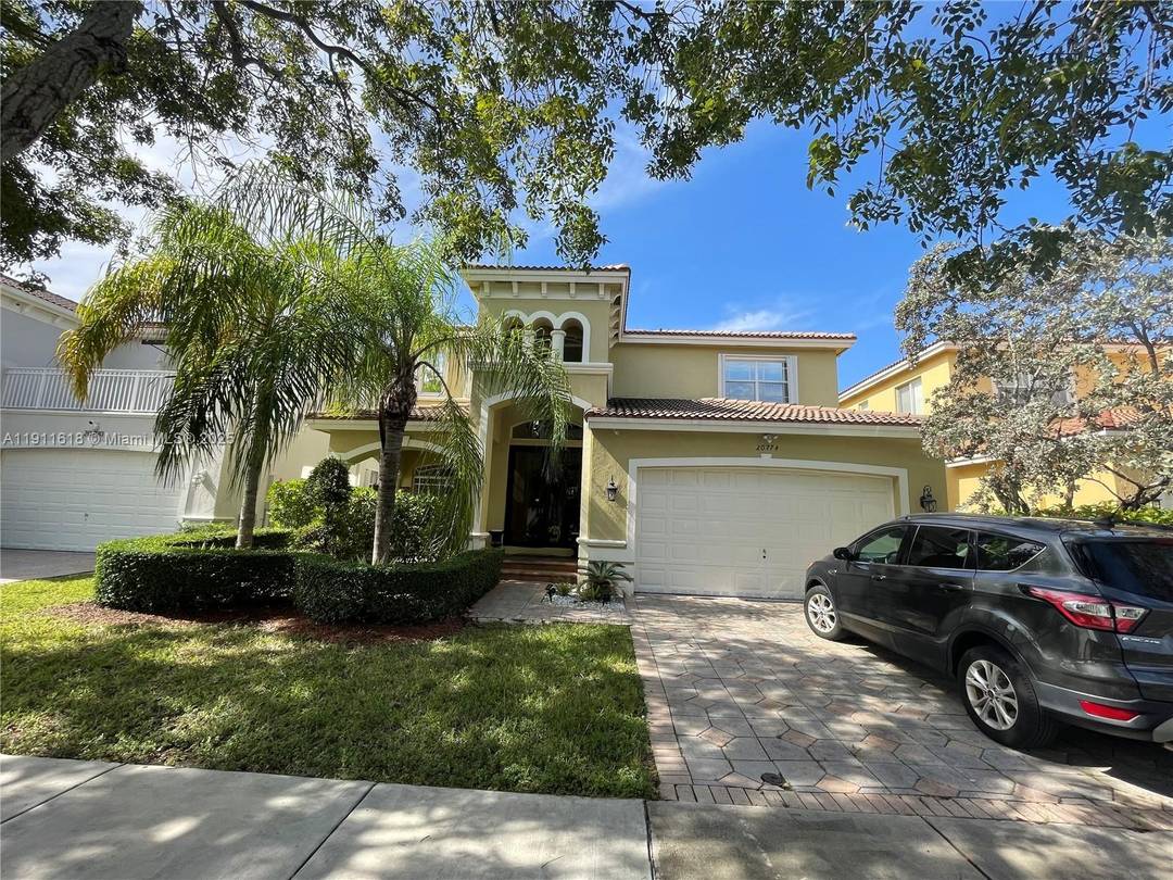 Beautiful Neat condition CUTLER BAY Townhouse.
