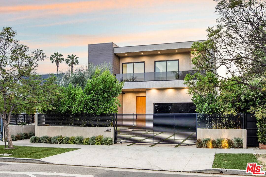 347  N Alfred St 5BR Beverly Grove La