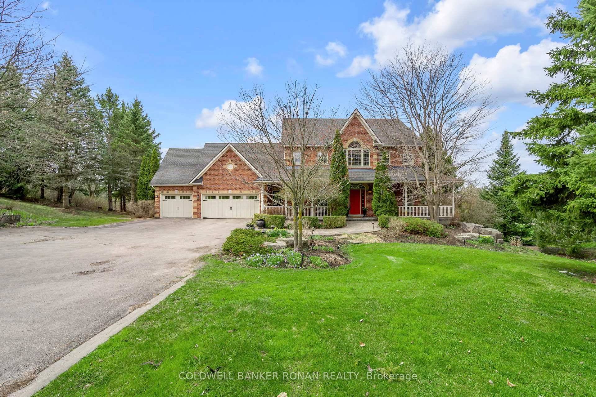 Rare Opportunity To Move Into This 4770 SQFT Exclusive Estate Community.