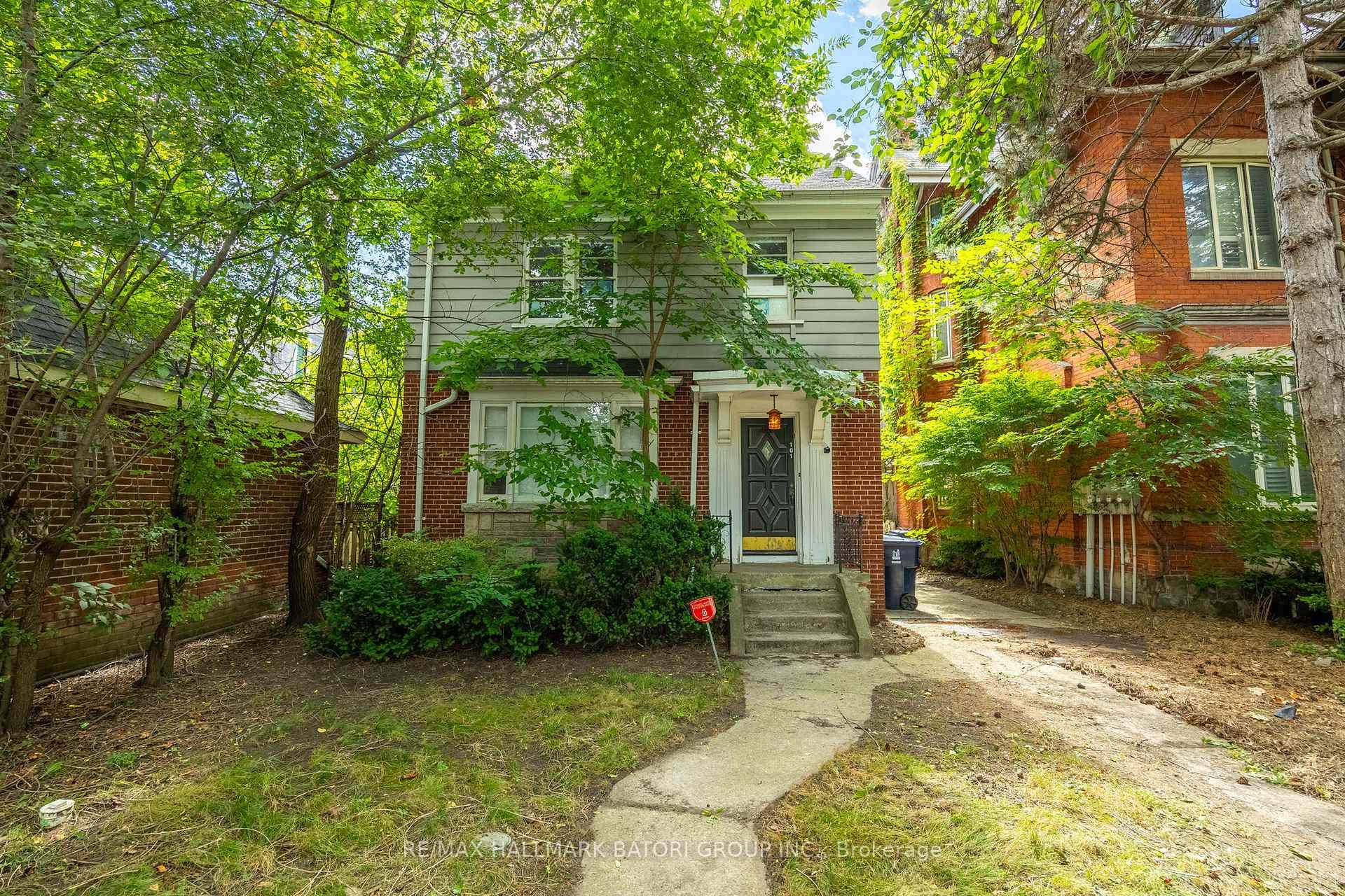 A rare offering in the heart of Deer Park, this spacious 3 1 bedroom home spans over 3, 000 sq.
