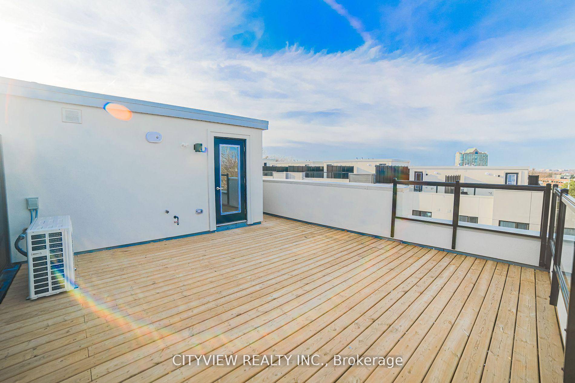 Rarely offered terrace unit !