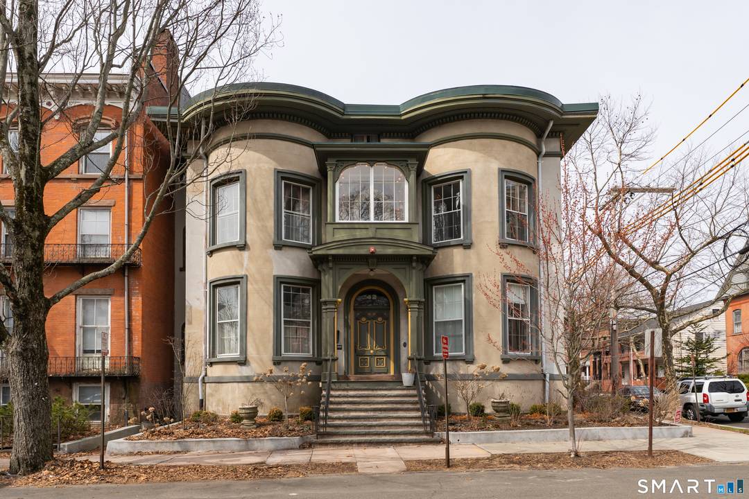 Welcome to the historic Wooster Square neighborhood and an opportunity to live on Wooster Square Park.