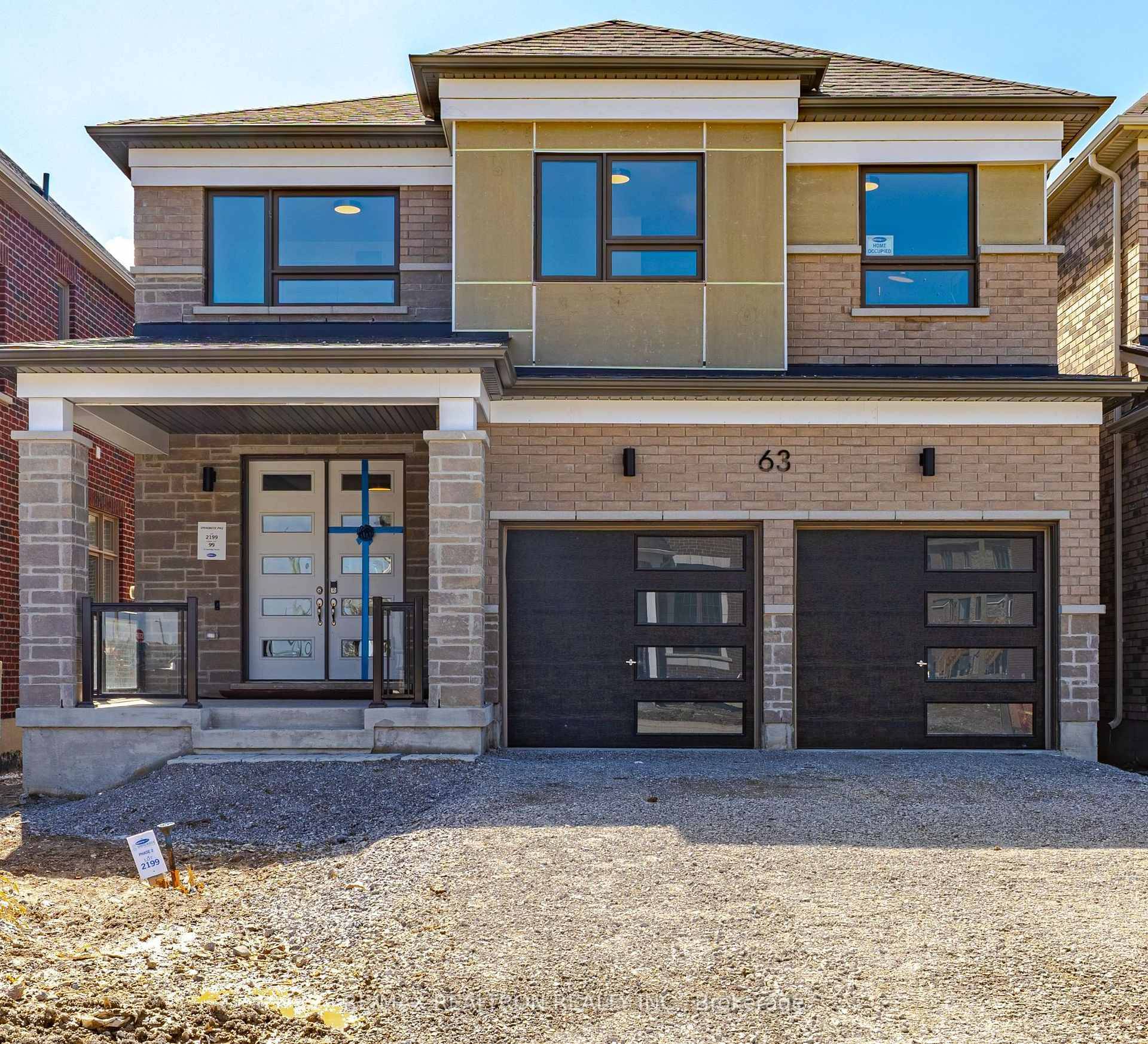 Never lived in, Mattamy home modern design with extra upgrade 40K, can be convert to 5 bedrooms.