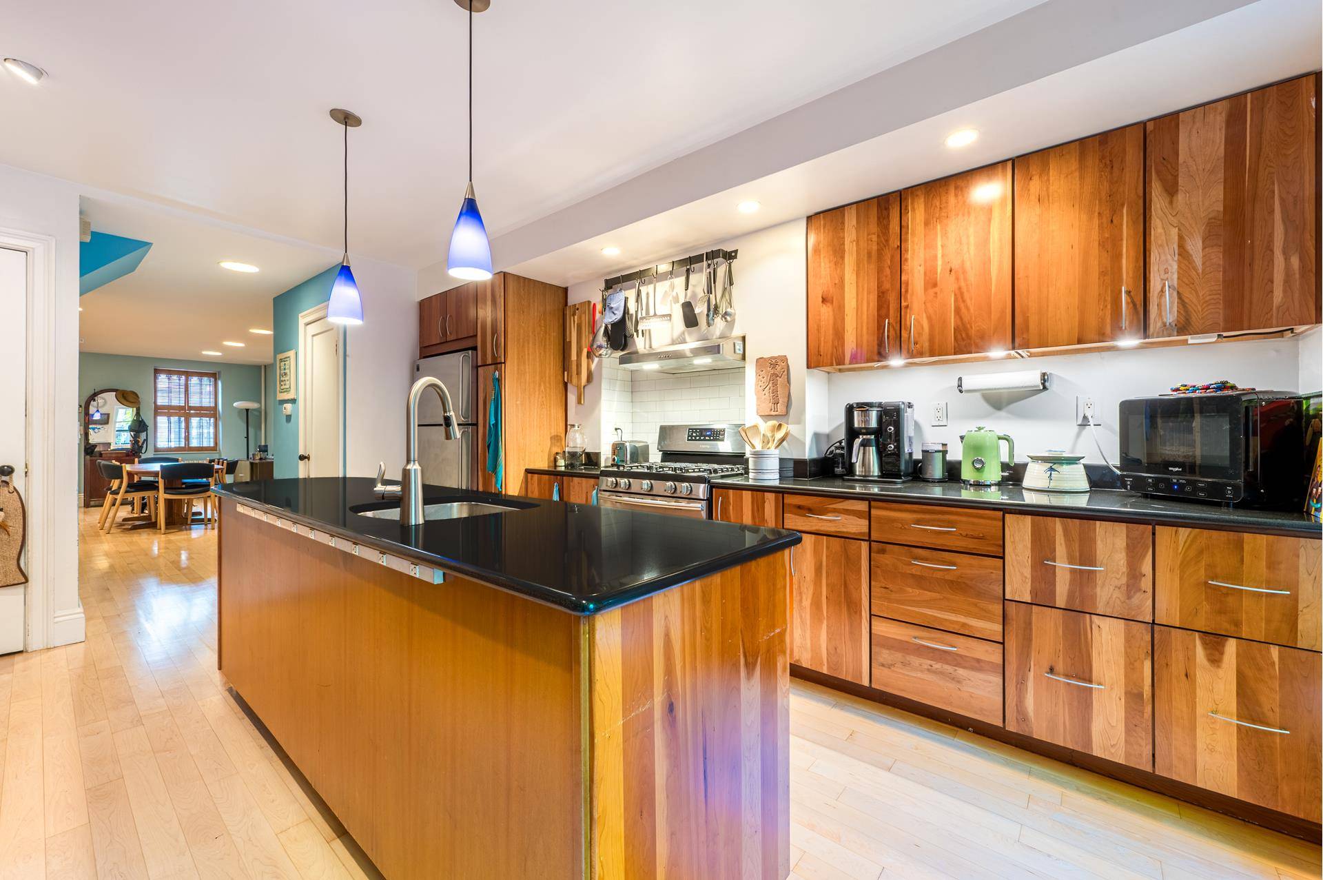 SHORT TERM FURNISHED RENTAL in a Beautiful Boerum Hill Townhouse.