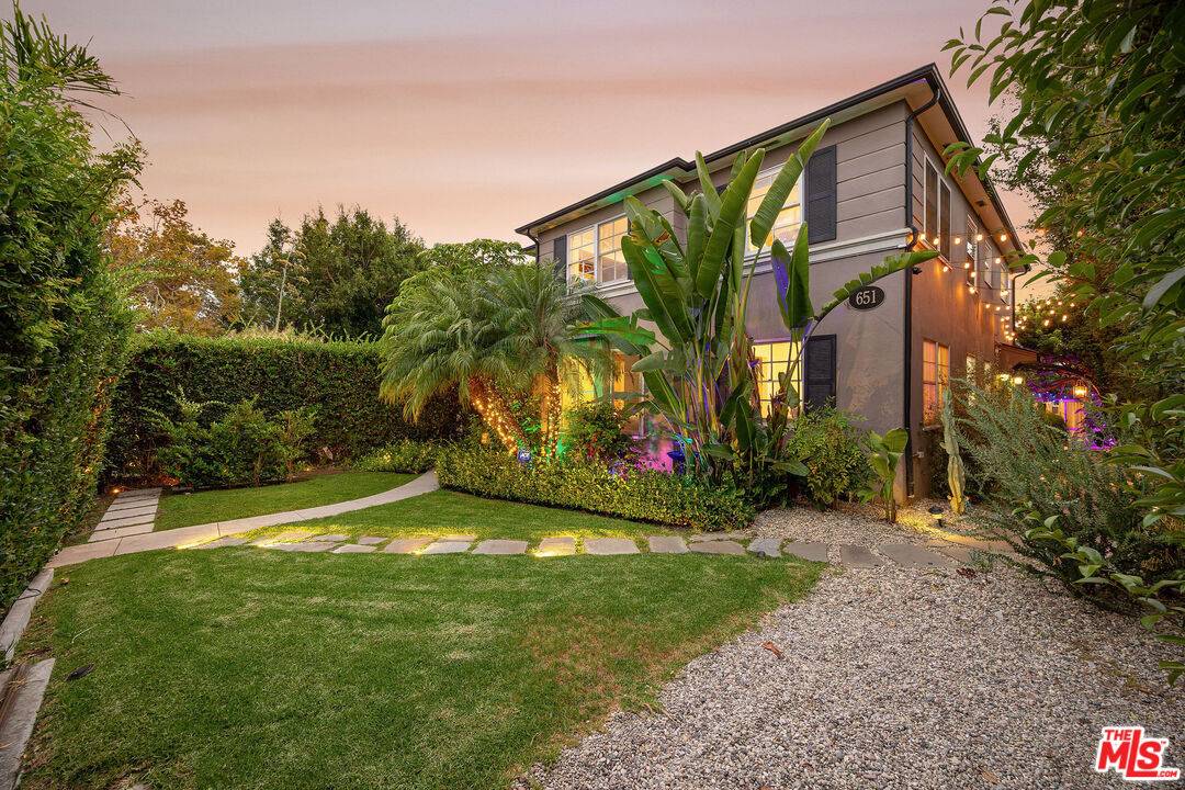 651  N Kilkea Dr 5BR Beverly Grove La