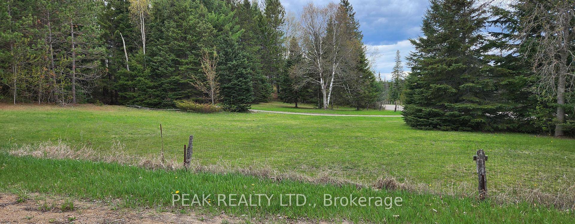 Fantastic opportunity to build your new dream home with a stunning water view !