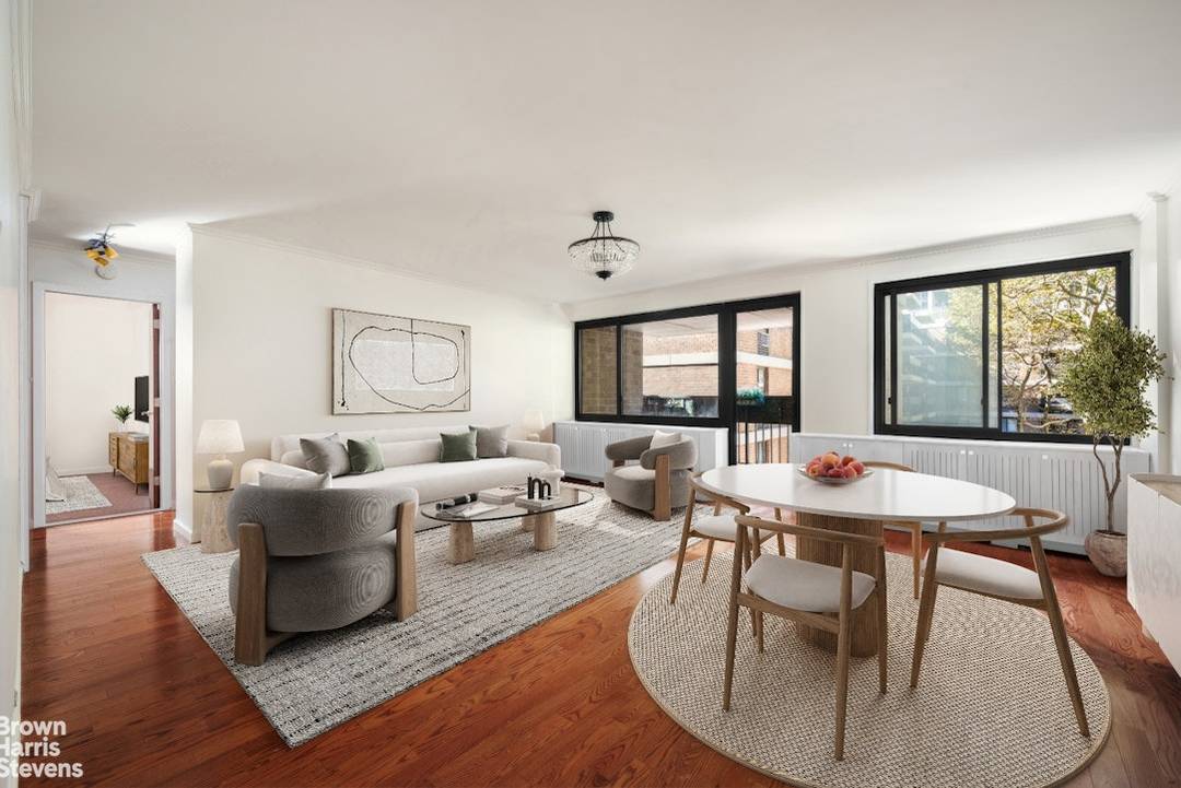 This must see renovated two bedroom in Southbridge Towers is the perfect turnkey home with outdoor space in a spectacular FiDi location.