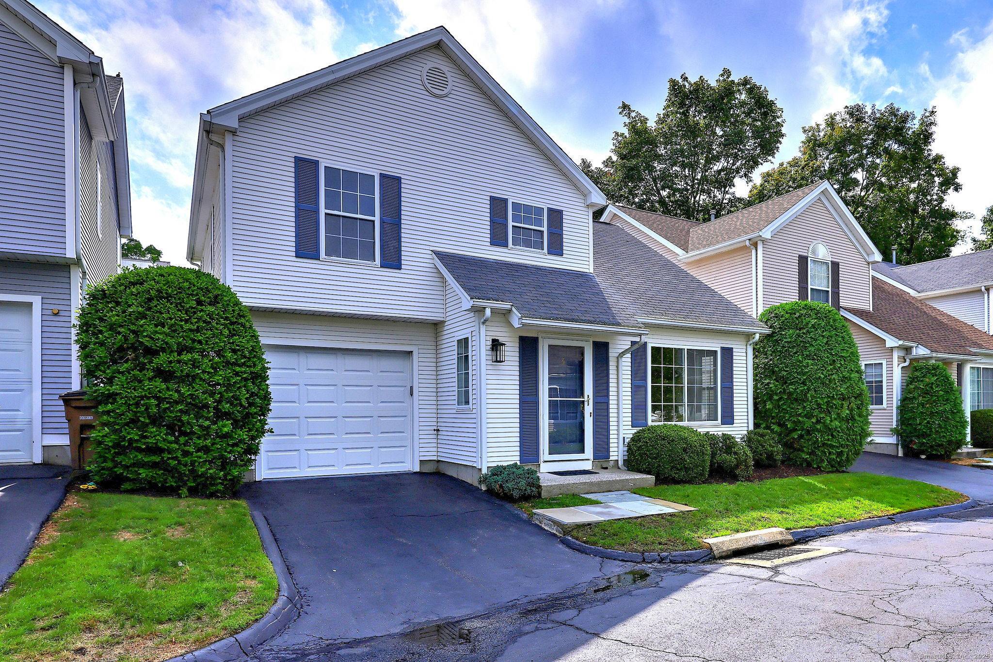This is the home that will offer you the lifestyle you have been looking for immaculate turn key condition, move in ready, great village Springdale location, and all the while ...