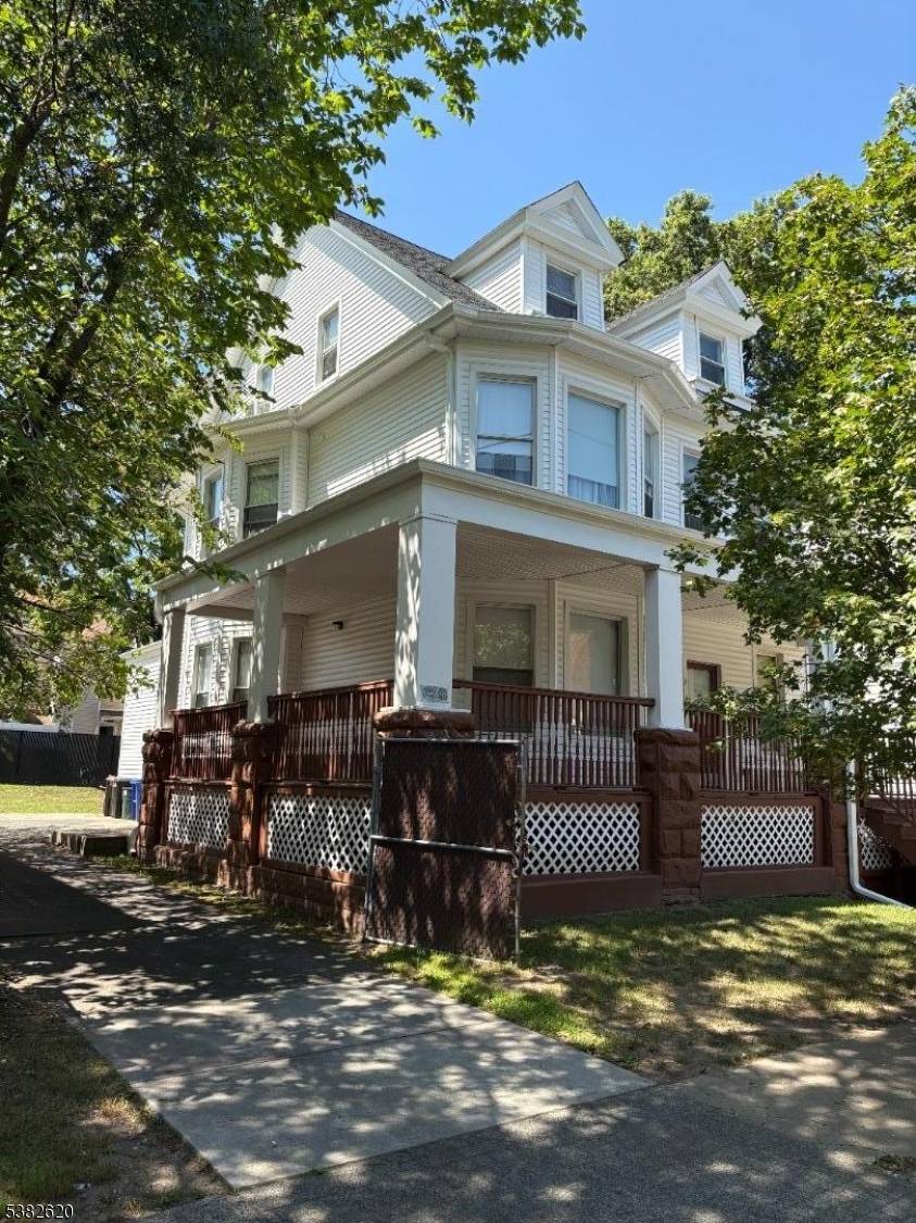 LARGE 2 FAMILY HOME. 1ST 2ND FLOORS COMBINE TO OFFER LARGE LIVING LIVING RM, SPACIOUS DINING RM, EAT IN KITCHEN, 4 BEDROOMS 2 BATHS.