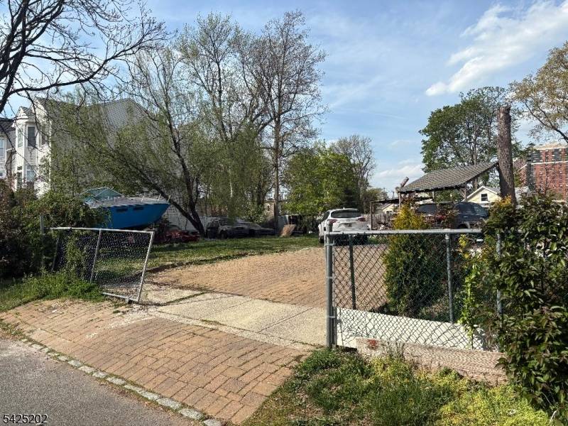 A very large and beautiful property, located on a dead end street.