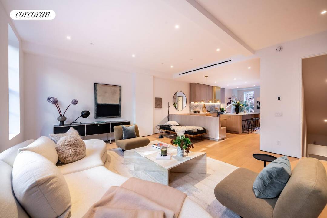 A cornerstone of the East Village's rich artistic heritage, this newly completed upper townhouse restoration situated in the historic Rothko House, a boutique two unit condominium is a full three ...