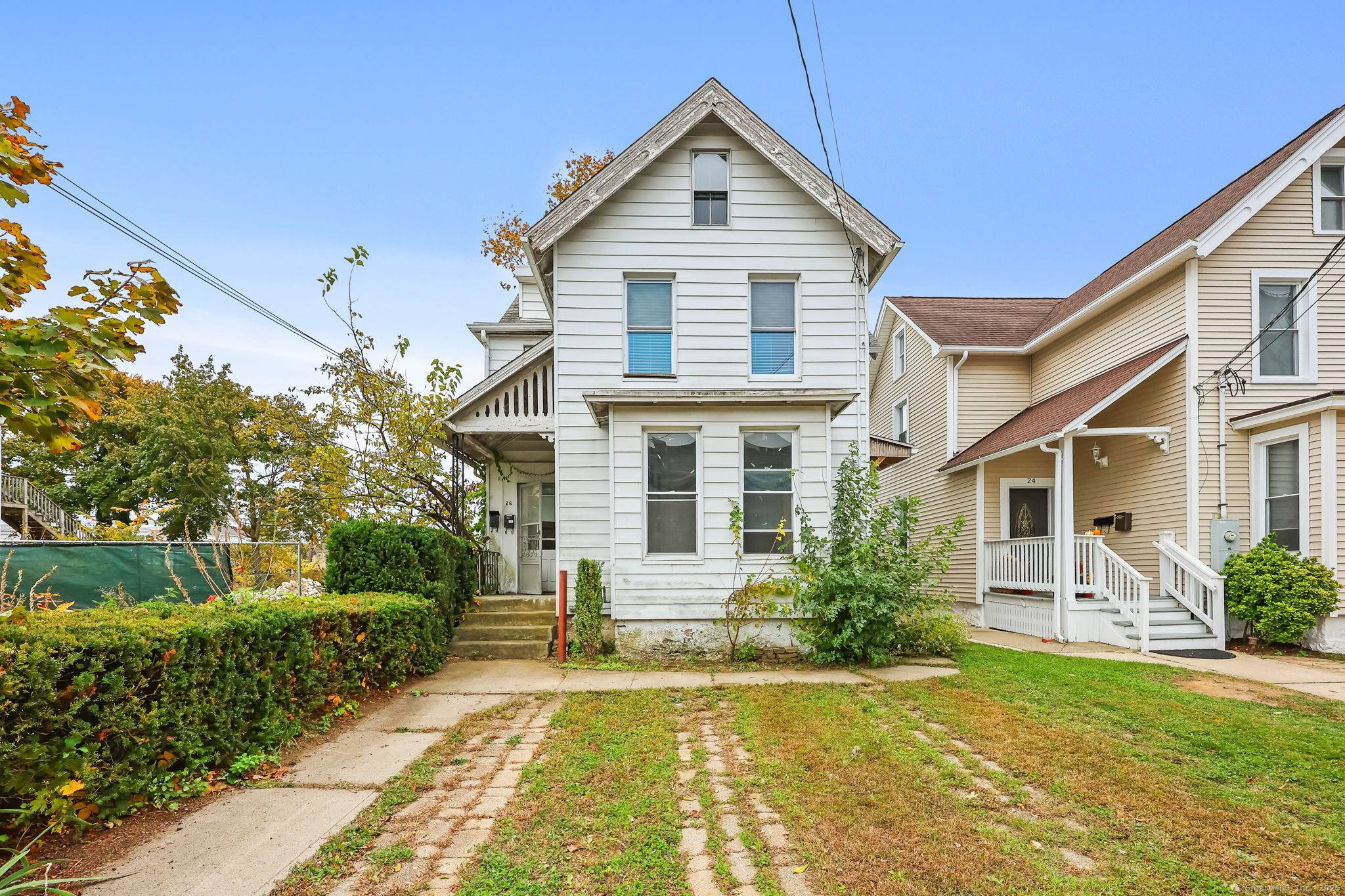 Exceptional East Norwalk Opportunity !