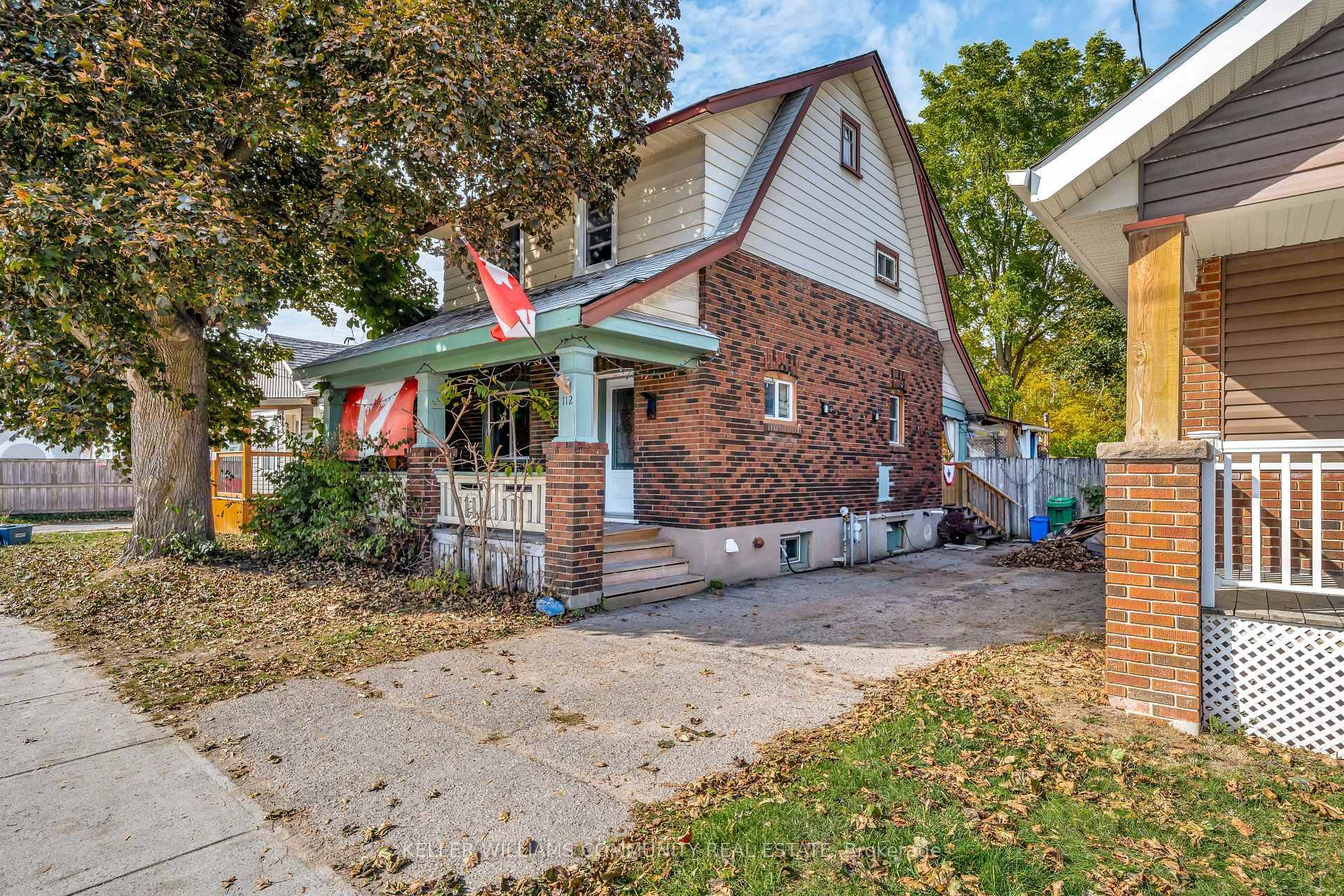 Welcome to 112 Lansdowne St, a spacious and lovingly updated two storey home offering 4 bedrooms, 2.