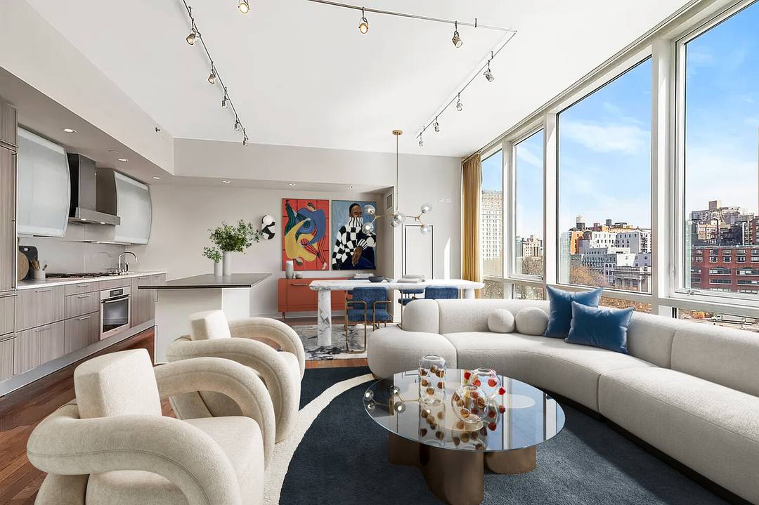 Welcome home to the heart of downtown Manhattan where Union Square, Flatiron, and Greenwich Village meet.