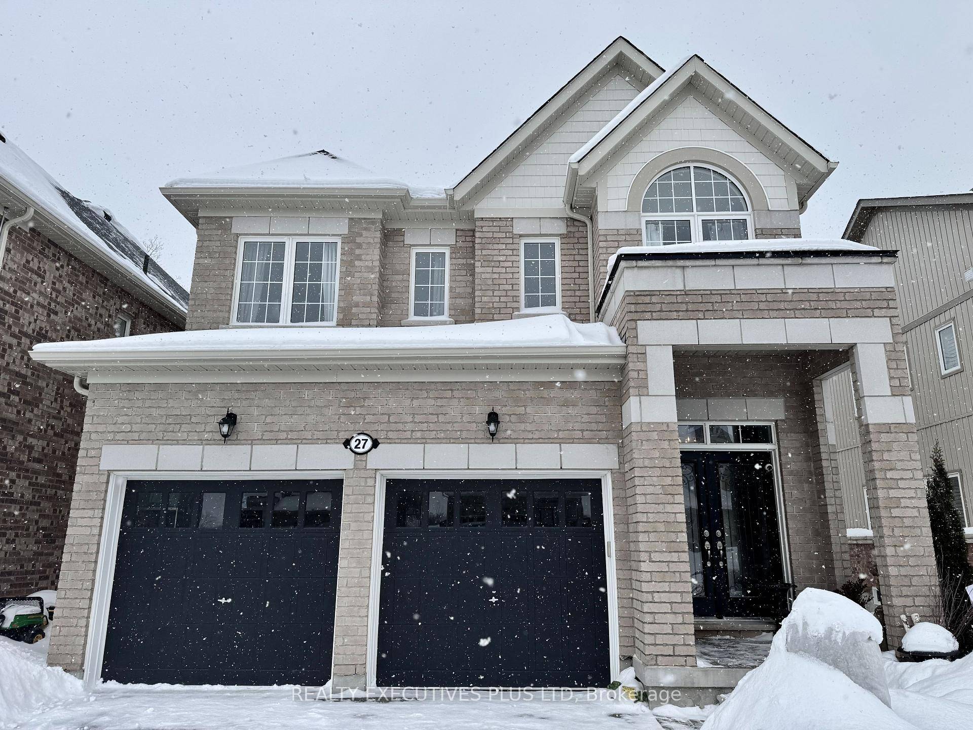 Built in 2019, this incredibly large home features 4 bedrooms, with 2 ensuites and 5 bathrooms.