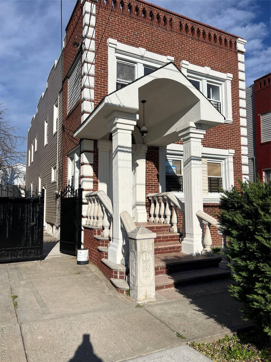 Newly fully renovated Detached 3 family, New 3 boilers, New 3 hot water tanks, New hardwood floor, New 3 kitchens with granite countertops and gray color cabinets, New 5 bathrooms, ...