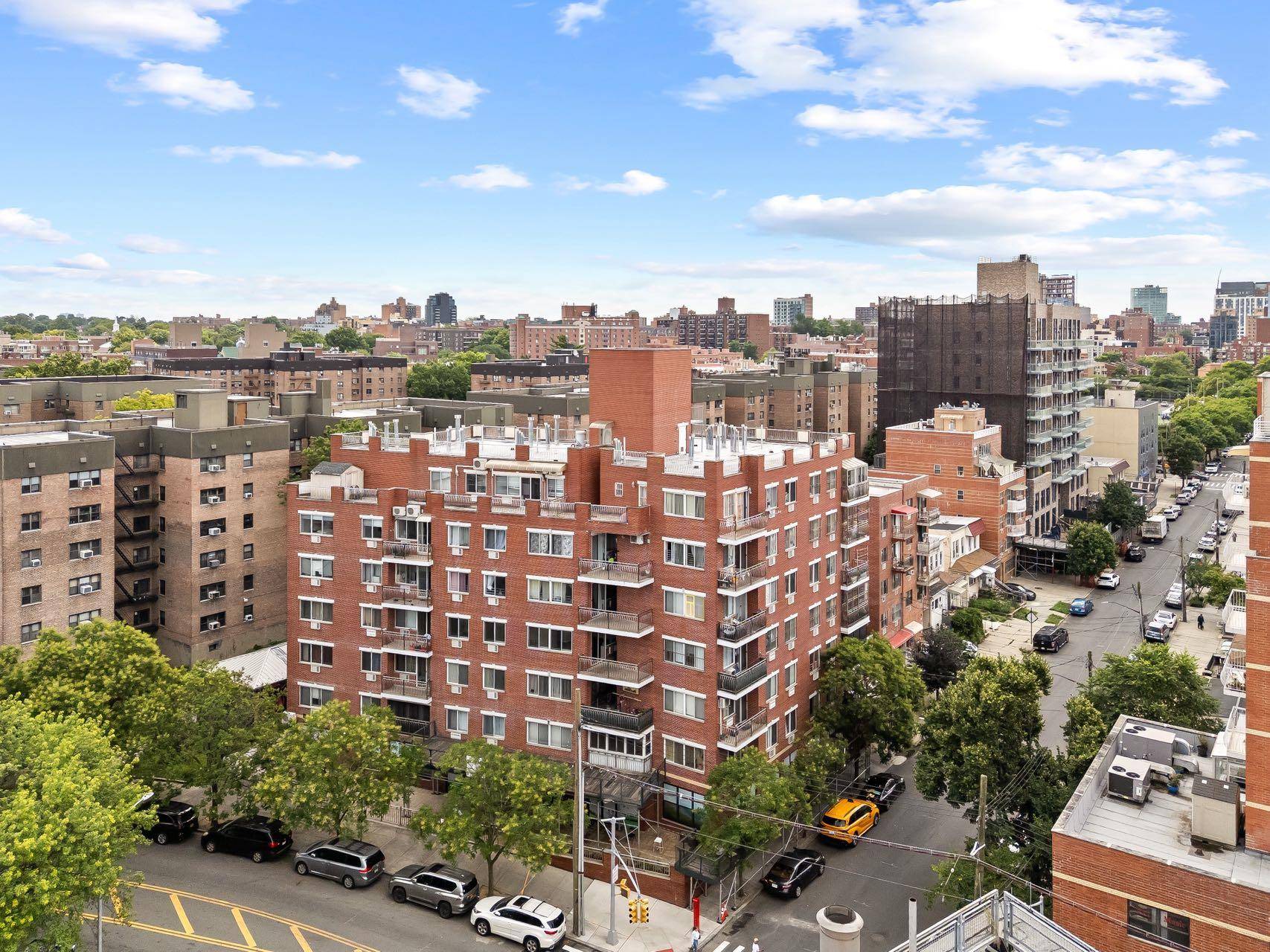Spacious and beautiful 2 bed 2 bath condo with terrace.