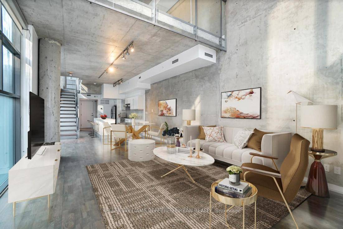 Stunning Corner 2 Story Loft Townhouse covered in Glass.