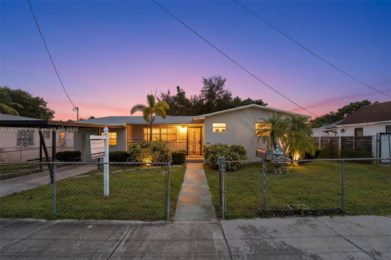 Welcome to Gladeview ! This beautifully updated 3 bedroom, 2 bath home with an extra den that can be used as a 4th bedroom, home office, gym, or studio efficiency.