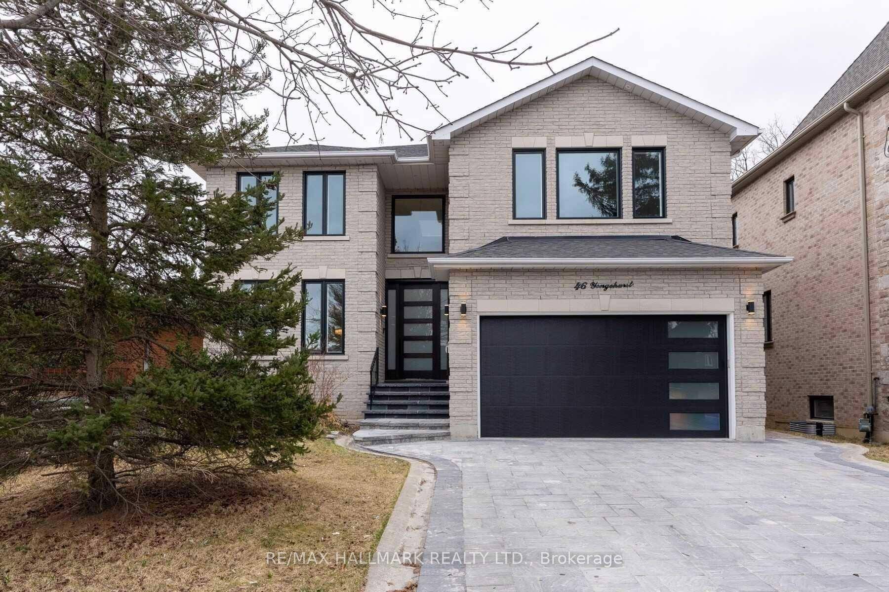 Exquisite Luxury Custom Home Offering Over 6, 000 Sqft In A Prestigious Richmond Hill Neighbourhood !