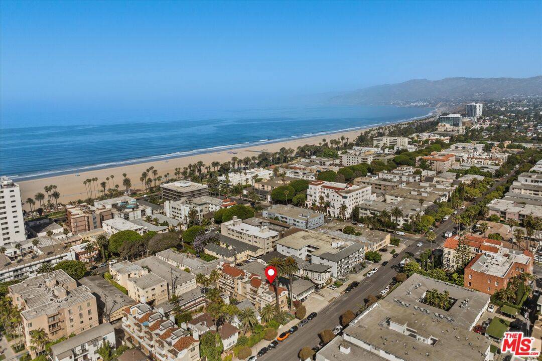 1032 3rd St 3BR Santa Monica La