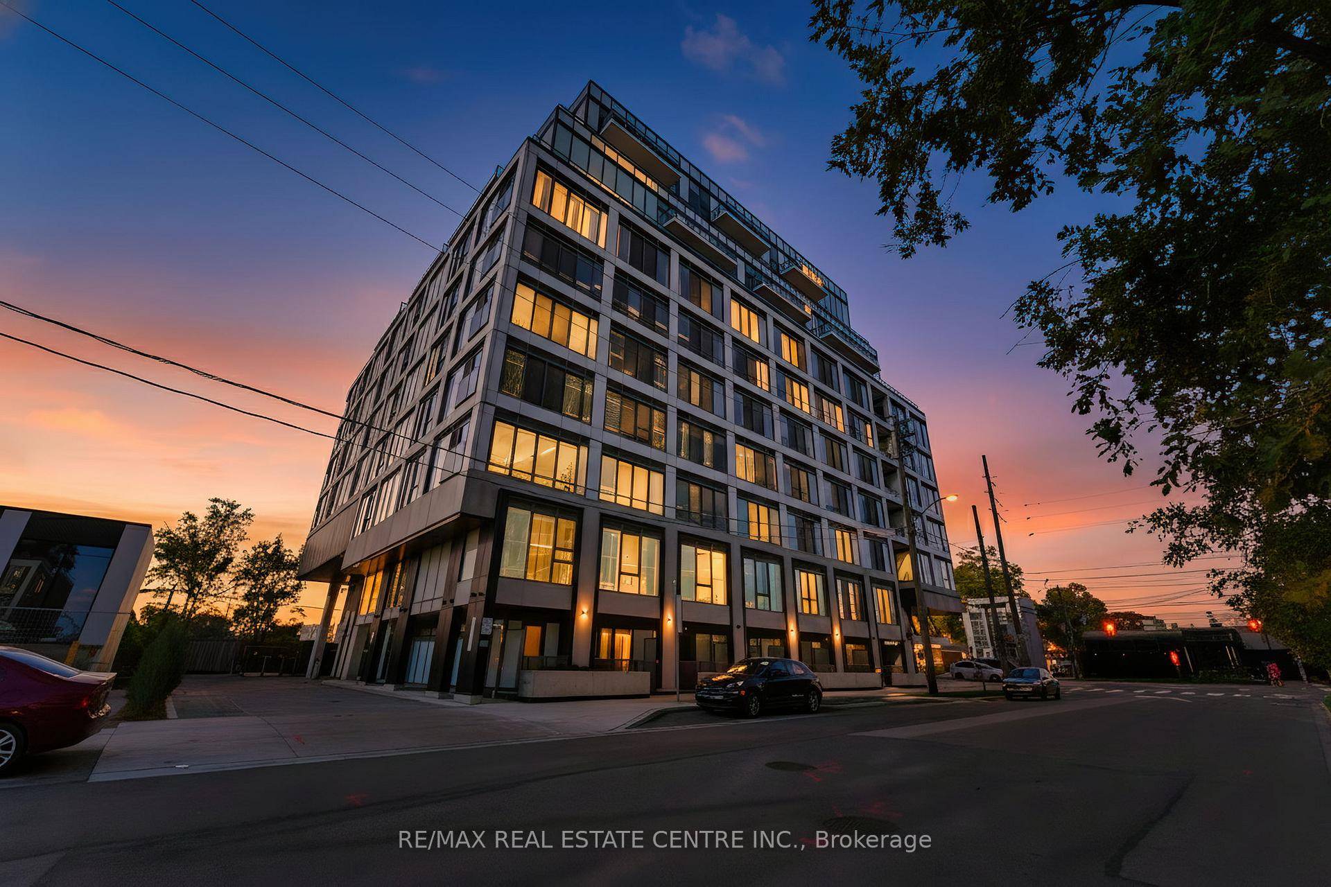 Beautiful Bright And Spacious 1 Bedroom, 1 Bathroom Suite At The Tailor Condos In South Etobicoke.