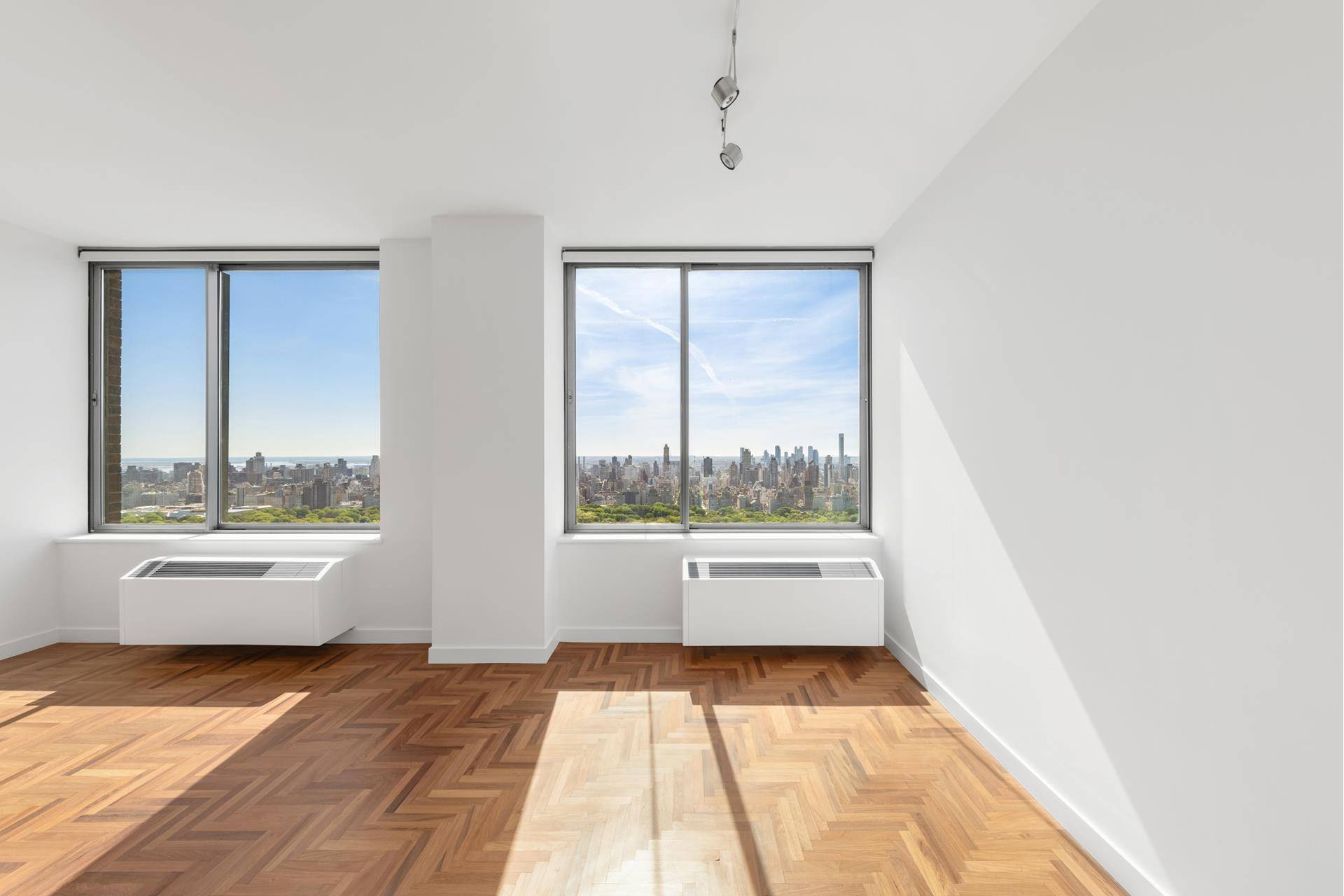 Millennium Tower, Enormous 1 Bedroom, 1.