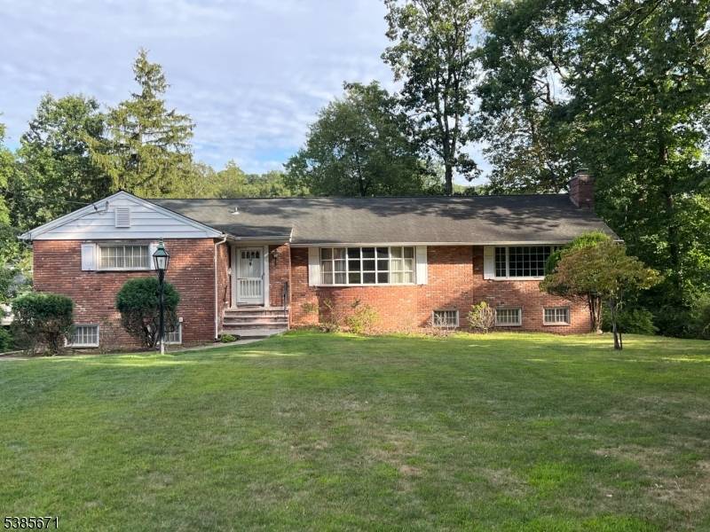 CUSTOM BUILT ALL BRICK HOME LOCATED ON CUL DE SAC, SOUGHT AFTER GROVER LANE LOCATION !