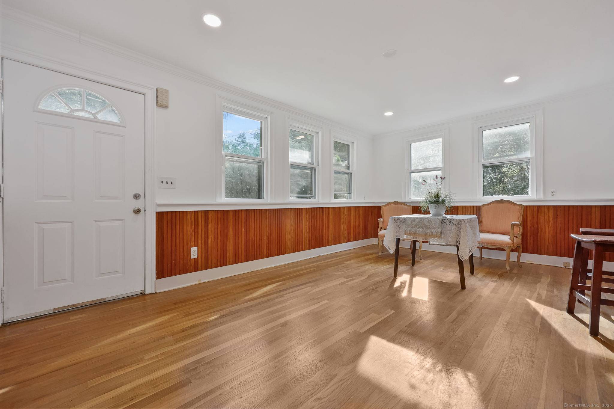Priced to sell Property has new appliances with a warrantee.