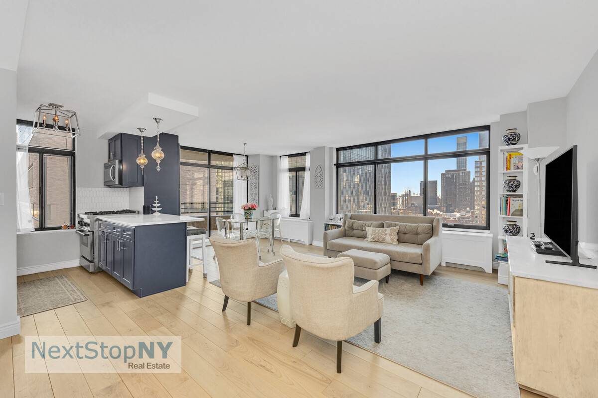 Residence 2501 at The Kingsley Condominium is a move in ready 1 bedroom, 1.